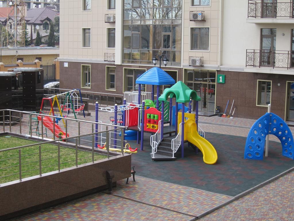 Shestaya Zhemchuzhina Odessa Buitenkant foto